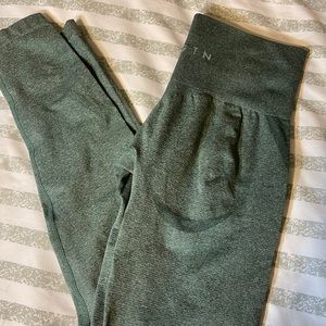 NVGTN Leggings